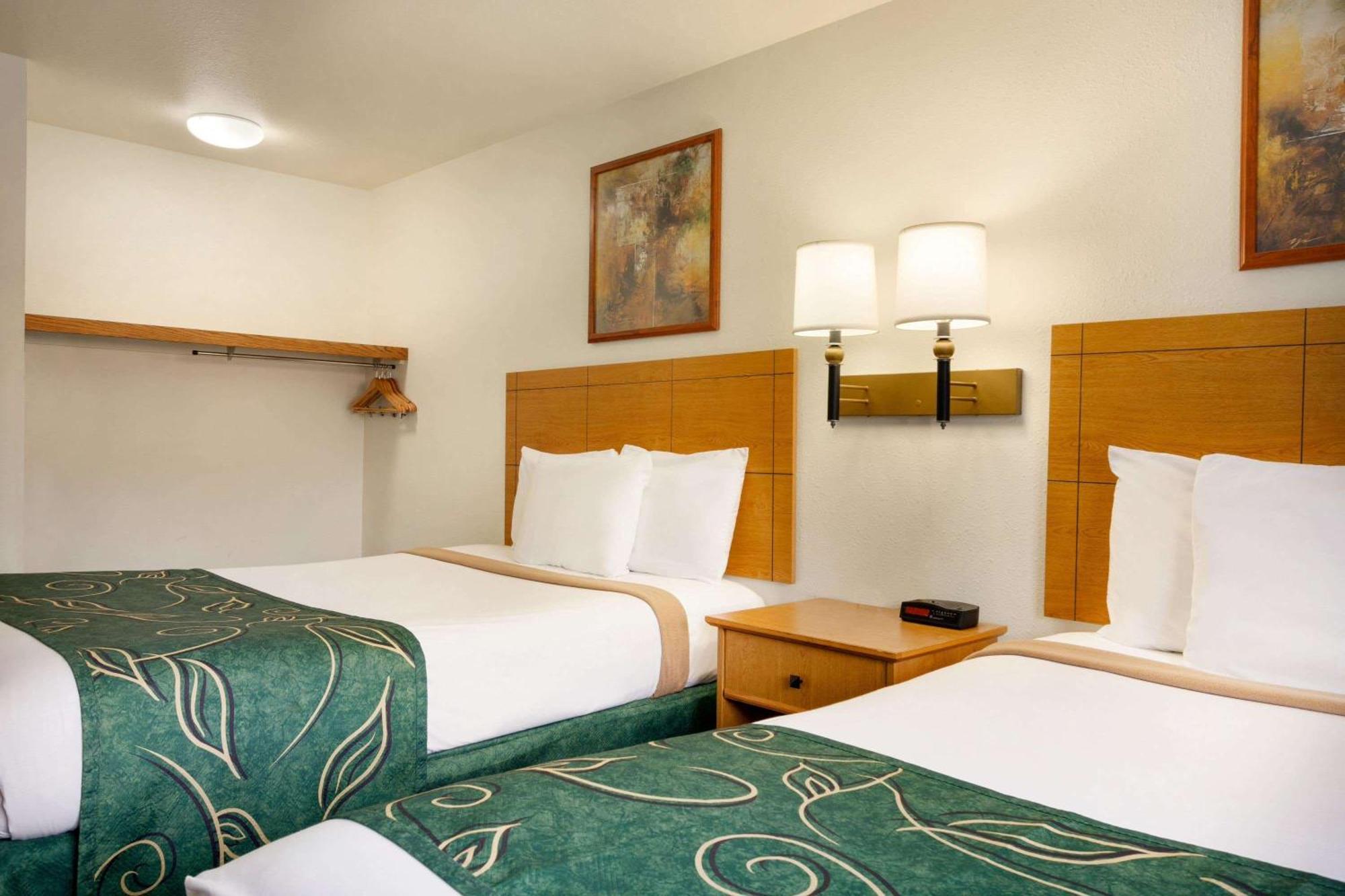 Travelodge By Wyndham Marysville Экстерьер фото